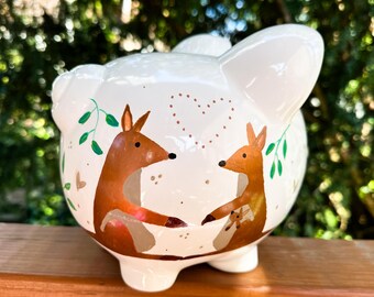 Alcancía personalizada para niño canguro en tonos tierra / Diseño personalizado pintado a mano / Regalo para baby shower / Bautismo / Regalo de cumpleaños