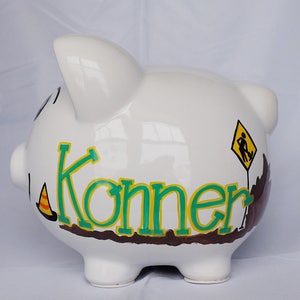 Mealheiro grande personalizado - Mealheiro de design de construção pintado à mão para quarto de menino com nome