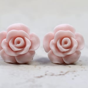 Pink Rose Earrings, Cottage Chic Vintage Style, Pale Pink Boho Chic Studs Plant Lovers Garden Gift Ideas