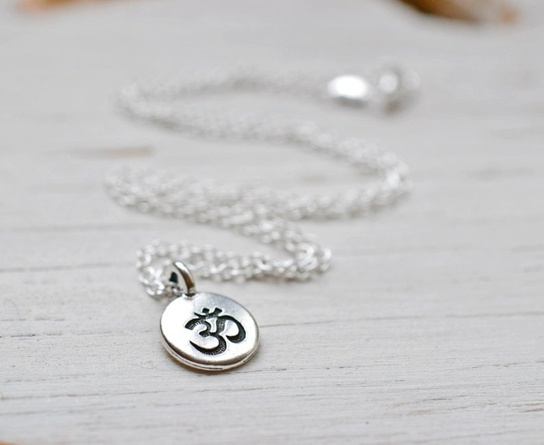 Silver Om Meditation Necklace, Ohm Charm Buddhism Yoga Spiritual ...