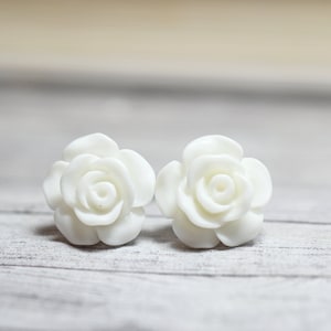 White Rose Earrings, Cottage Chic Vintage Style, White Boho Chic Studs Plant Lovers Garden Gifts, Classic White