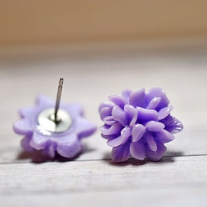 Purple Blossom Earrings, Lavender Earrings, Lavender Purple Floral Studs Retro Jewelry, Cottage Chic Vintage Style Jewelry, Purple Flowers