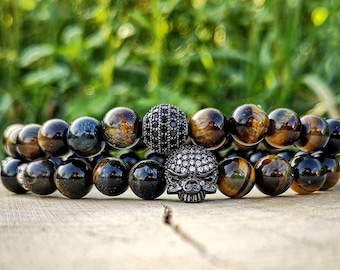 Mens bracelet, Mens combo bracelet, Mens skull bracelet, Mens beaded bracelet, Mens tiger eye bracelet, Mens gift bracelet, Gift for him