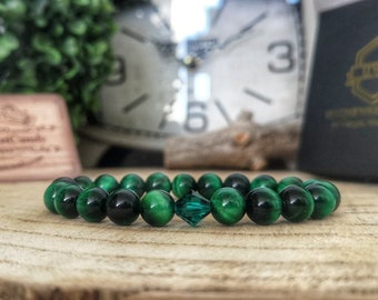 Swarovski Emerald bracelet, Green tiger eye bracelet, Gift for her, Swarovski jewelry, Green Swarovski, Gift ideas