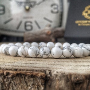 White Howlite bracelet, Howlite beads, 8mm Beaded bracelet for men and women, Gift Howlite jewelry, Jewelry for him and her