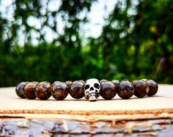 Brown beaded skull bracelet, Skeleton bracelet, Mens bracelet, Gift for men, Women bracelet, Brown bracelet, Elastic bracelet