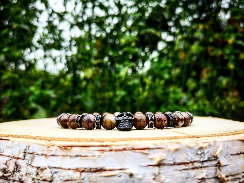 Skull bracelet Gift for men Gift bracelet Beaded bracelet for men Men/'s jewel Beads bracelet Brown beads Jewelry for men