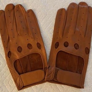Men&#39;s Leather Driving Gloves