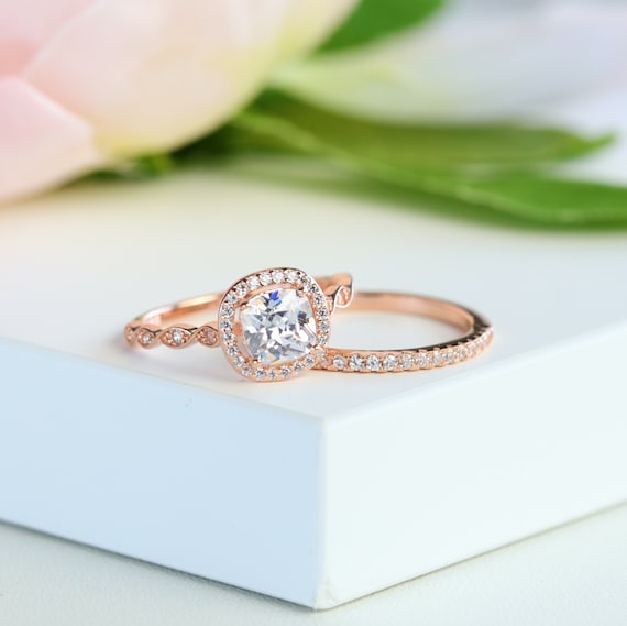 Monogram Infini Engagement Ring, Pink Gold And Diamonds - Categories Q9M33Z