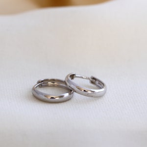Petites créoles unies classiques en or blanc, créoles audacieuses, créoles épaisses, boucles d'oreilles minimalistes
