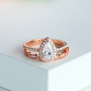 Pear Shaped Rose Gold Bridal Ring Set Wedding Ring Set Pear Cut Engagement Ring