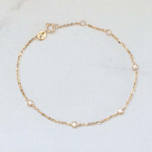 Solid Gold Diamond Bezel Station Bracelet, Satellite Chain Bracelet, Dainty Gold Layering Bracelet, Moissanite Bracelet, Minimalist Bracelet