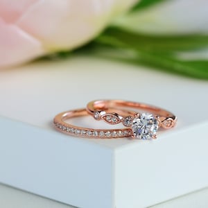 Round Cut Rose Gold Silver Milgrain Engagement Ring Set Bridal Set Promise Ring Wedding Ring Set Anniversary Gift