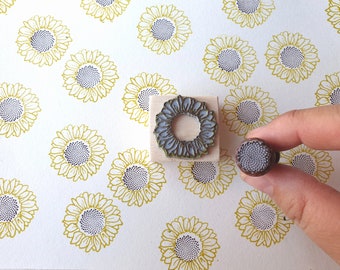 Sunflower stamp: two stamps to compose a field of sunflowers flowers