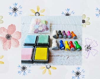 Flowers and Petals, kit of stamps, petals and interiors of the flowers that you can compose to form a bouquet, bunch of flowers, decoration