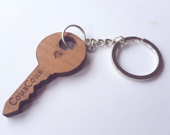 Custom Keyring , Personalized Keychain, Wooden Keyring, Personalized Gift, Gift For Him,  Gift For Her, gift colleagues