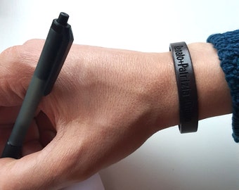 カスタマイズ可能なレザーブレスレット、パーソナライズされた、ワンラップブレスレット、パーソナライズされたブレスレット、彼へのギフト、彼女へのギフト、叔父、叔母へ