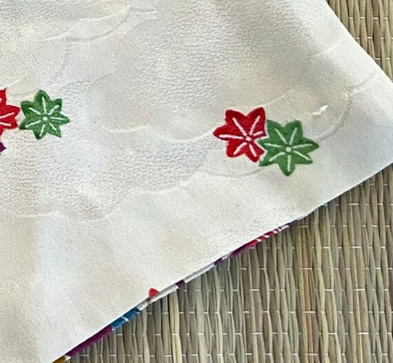 Vintage White Kimono Fabric Kinchaku (drawstring Bag) With Vintage White Kimono Fabric Kinchaku (drawstring Bag) With