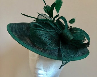 Green, emerald green, green hat, forest green, vivid green, Fascinator, hat, fascinators, Fascinator hat, wedding, derby, ascot, races, bow