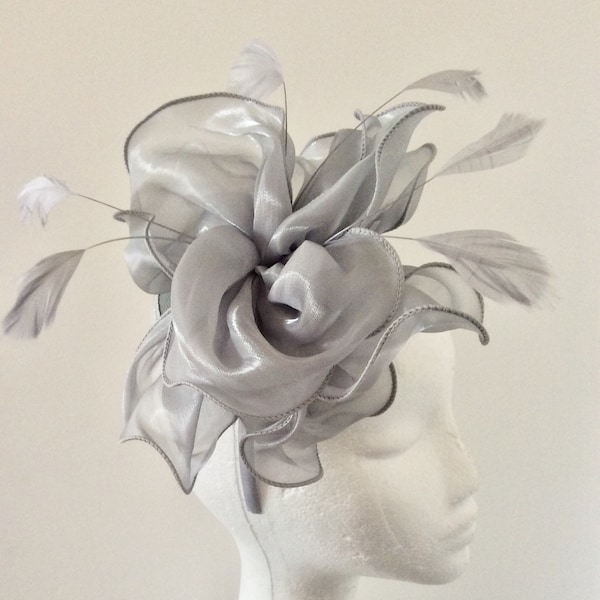 Silver Fascinator, grey Fascinator, gray Fascinator hat, derby hat, fascinators, Fascinator, fascinator hat, silver grey wedding Fascinator