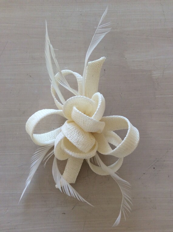 cream fascinator