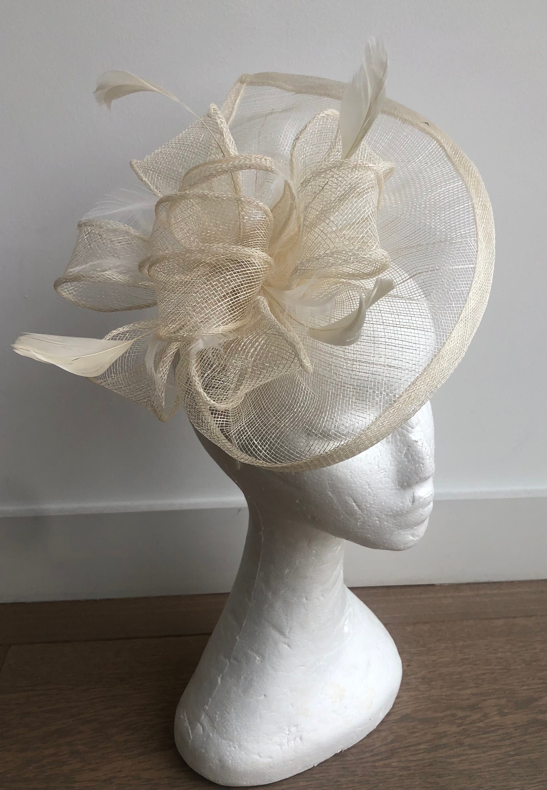 Cream Champagne Beige Nude Neutral 