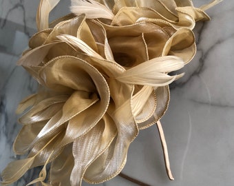 Gold, bronze, Fascinator, fascinators, Fascinator hat, hat, wedding, hatinator, ascot, derby, wedding hat, derby hat, races, hair accessory