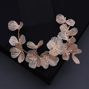 Pearl and leaf bridal headband, bridal hair accessory, Pearl headband, diamanté headband, wedding, bridesmaid hair band, rhinestone