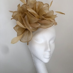 Gold, bronze, Fascinator, fascinators, Fascinator hat, hat, wedding, hatinator, ascot, derby, wedding hat, derby hat, races, hair accessory image 8