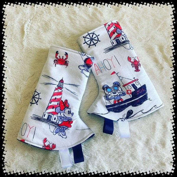 AHOI - MICKEY - DISNEY - Drool Pads - Suckpads - Lillebaby - Bib - Tula - Mouse - Baby Carrier - Accessories - Hood - Happy Baby