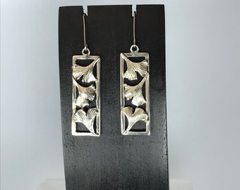 Gingko Leaf In Frame Silver Earrings WBE-217
