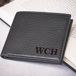 Cartera hecha a mano grabada con cualquier contenido Cartera de cuero Regalo de cumpleaños Cartera clásica plegable, Regalo para nieto Regalo de graduación para hijo adolescente
