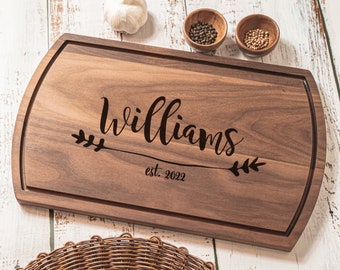 Personalized Cutting Board Wedding Gift, Wedding Present for Couple, Wedding Charcuterie Boards