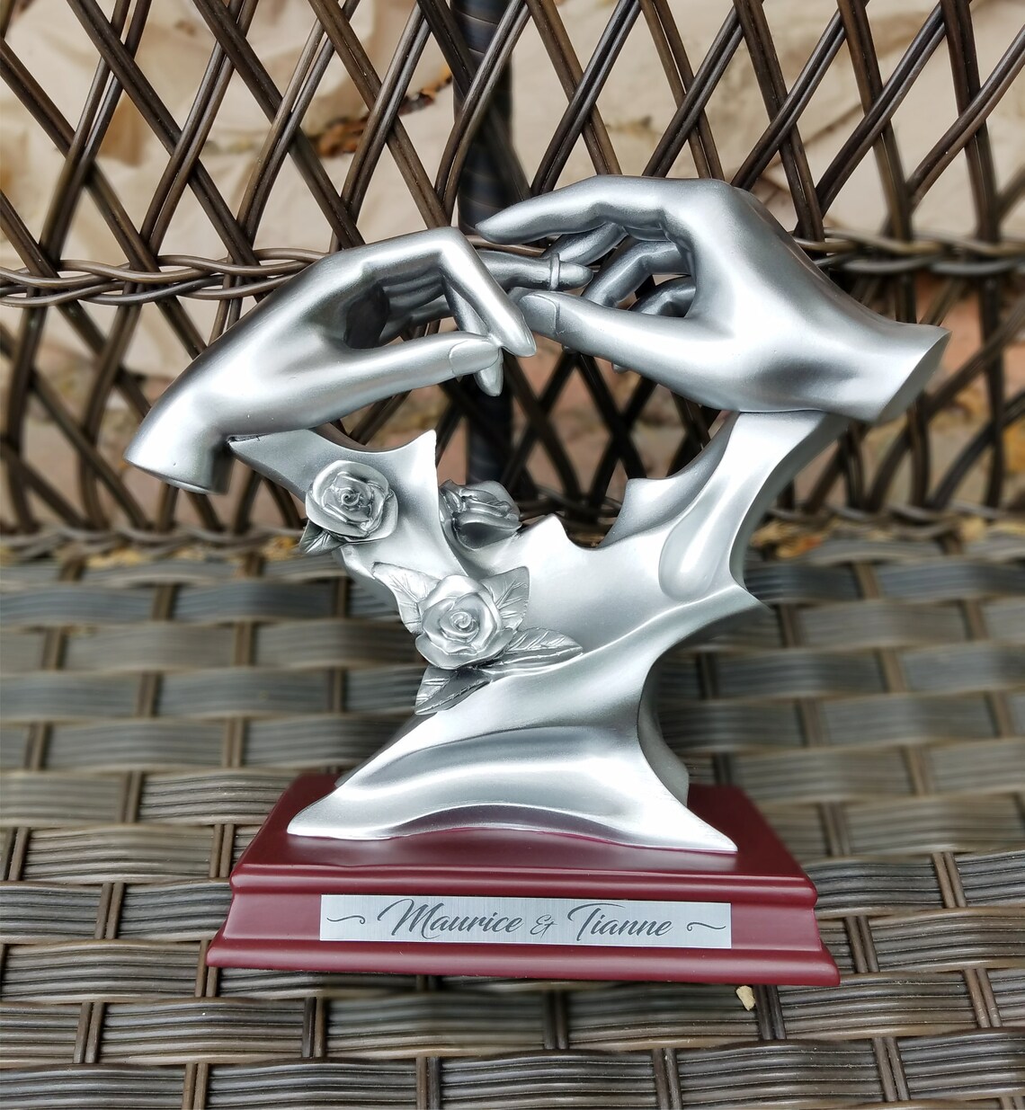 Personalized Statue Sculpture Ring Wedding Sculpture Couple Etsy