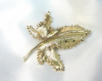 Vintage Gold Leaf Brooch, Light Gold Brooch,Leaf Brooch, Textured Brooch