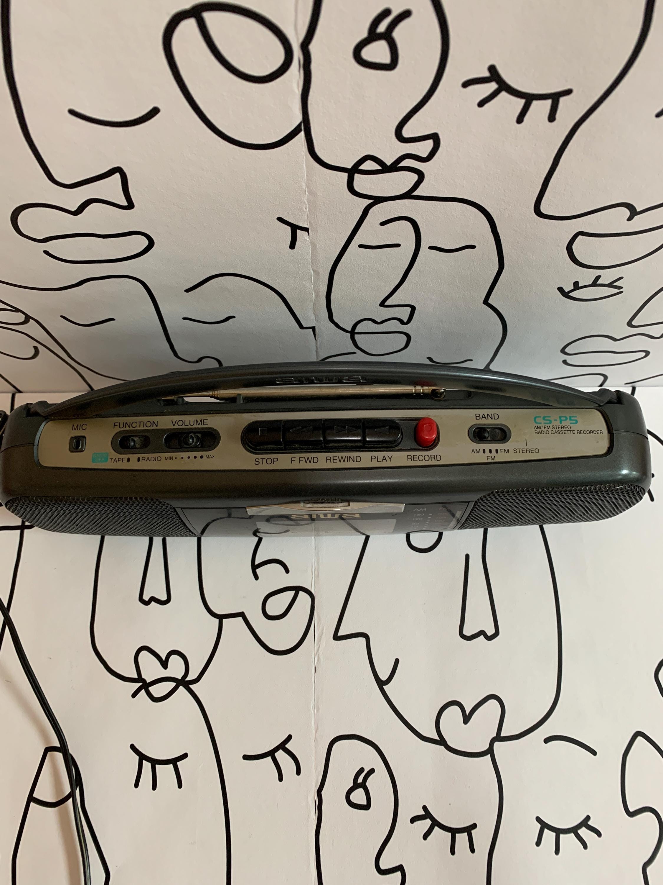 ビンテージ ポータブル カセット プレーヤー FM/AM ラジオ レコーダー