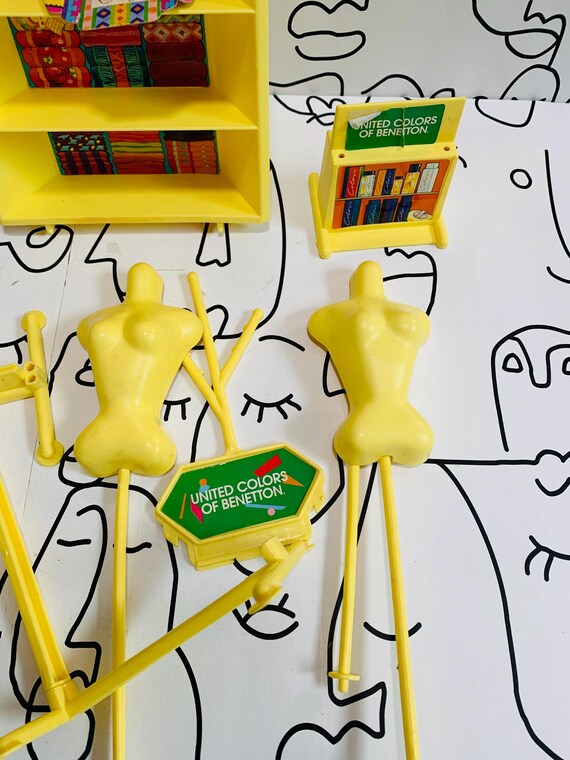 ヴィンテージ バービー人形パーツ ユナイテッド カラーズ オブ