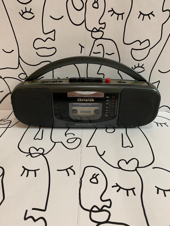 ビンテージ ポータブル カセット プレーヤー FM/AM ラジオ レコーダー
