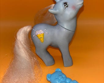 Vintage G1 My Little Pony Coco Berry Hasbro 1987 Blue Body White Hair Ice cream Unicorn