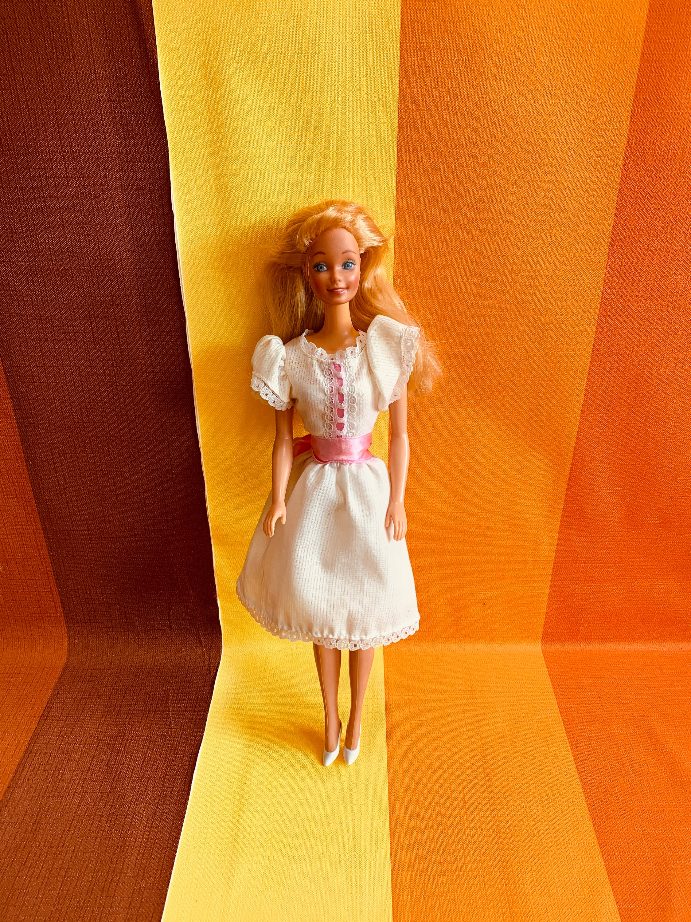 BARBIE, Barbie Dolls, Chic Dress, Mattel, NRFB, 