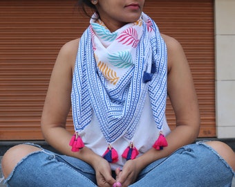 Block printed cotton scarf, Boho scarf, Print wrap, Square scarf, Tassel scarf, Indian print scarf, Indian print wrap