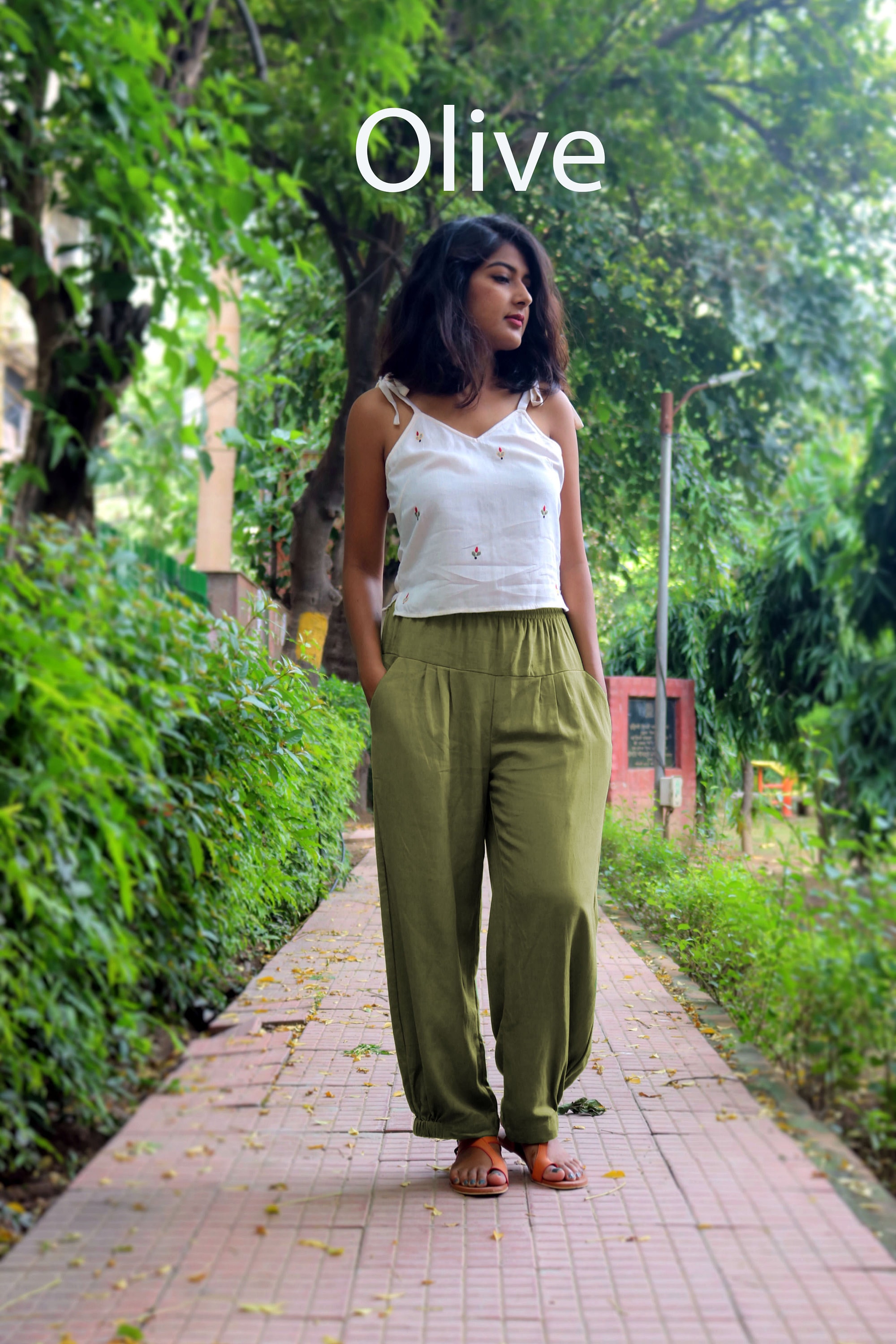 Share more than 80 boho pants with slits super hot - in.eteachers