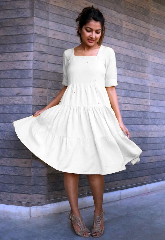 Blanche porte robe en lin hotsell