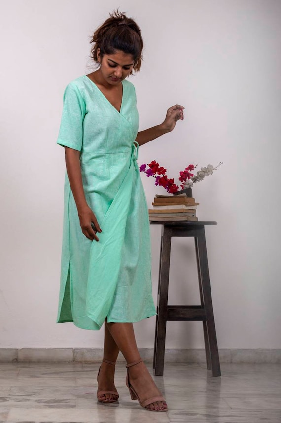 green emerald velvet dress Berylove Women Plus Size Bridesmaid Dress with Slit Mint Green A Line Chiffon Ruffled Spaghetti Straps Long Wedding Guest Dress, Mint Green / US2