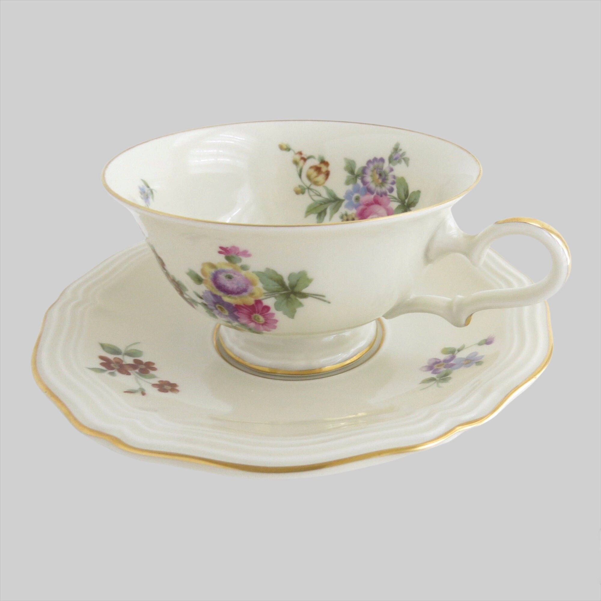 Rosenthal Bahnhof Selb Chippendale Tea Cup and Saucer With Rosenthal Bahnhof Selb Chippendale Tea Cup and Saucer With