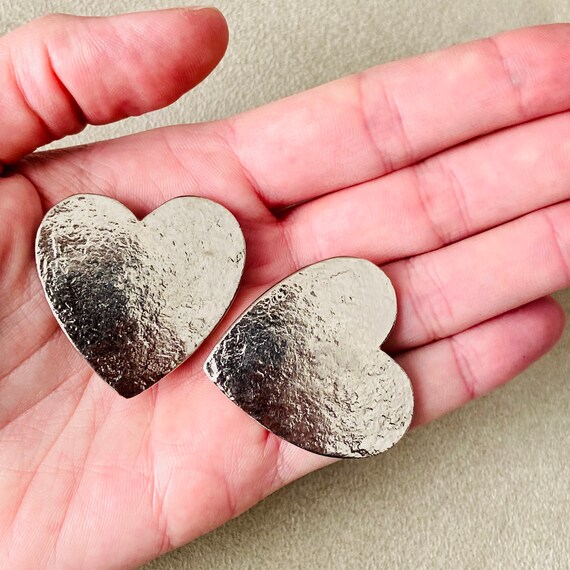 Authentic vintage YSL heart shaped earrings - image 7