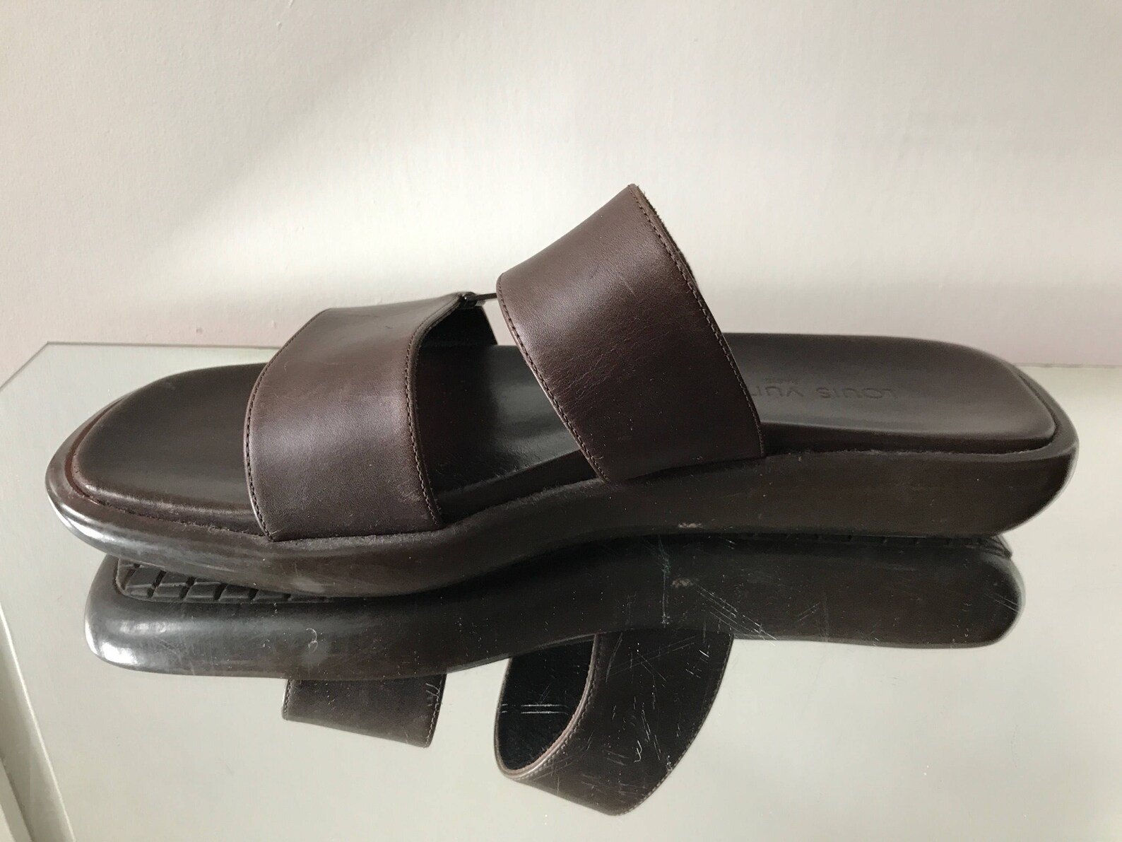 louis vuitton slippers mens