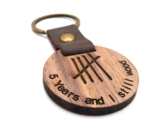 5th Wedding Anniversary Gift Wooden Keyring for Him and Her - Wife and Husband - Gifts for Special Occasions
