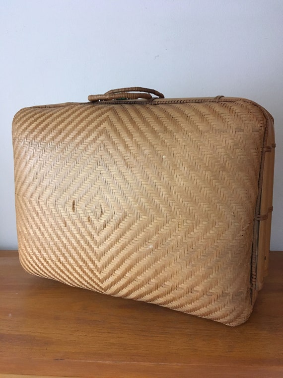 Plaited 1940s bamboo personal travel suitcase vin… - image 10