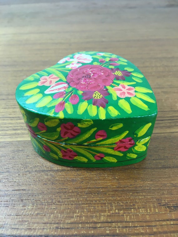 Kashmir Paper Mache Container Heart Shaped Box Lidded Box, Trinket 